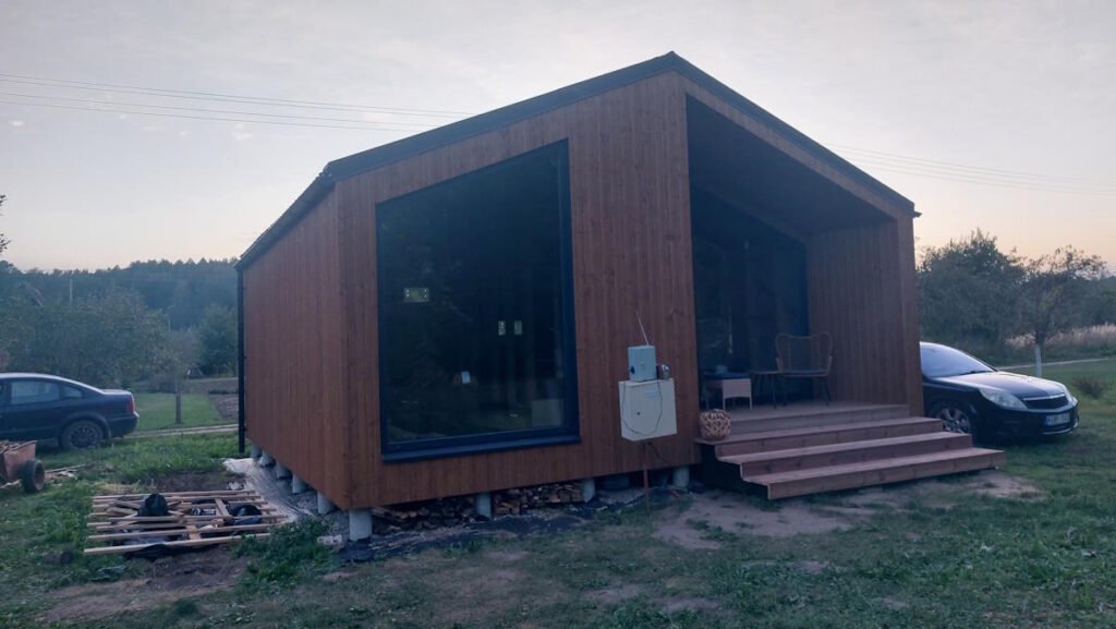 moduliniu nameliu gamyba